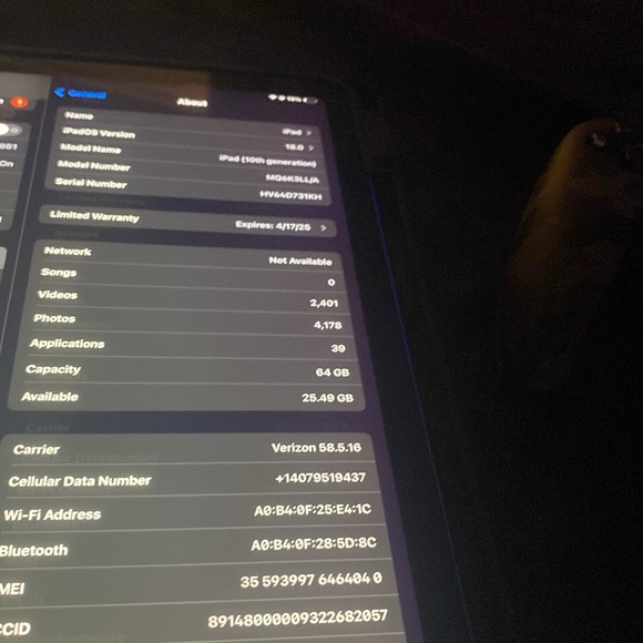 iPad 10th Gen Blue 64 GB - Picture 4 of 4